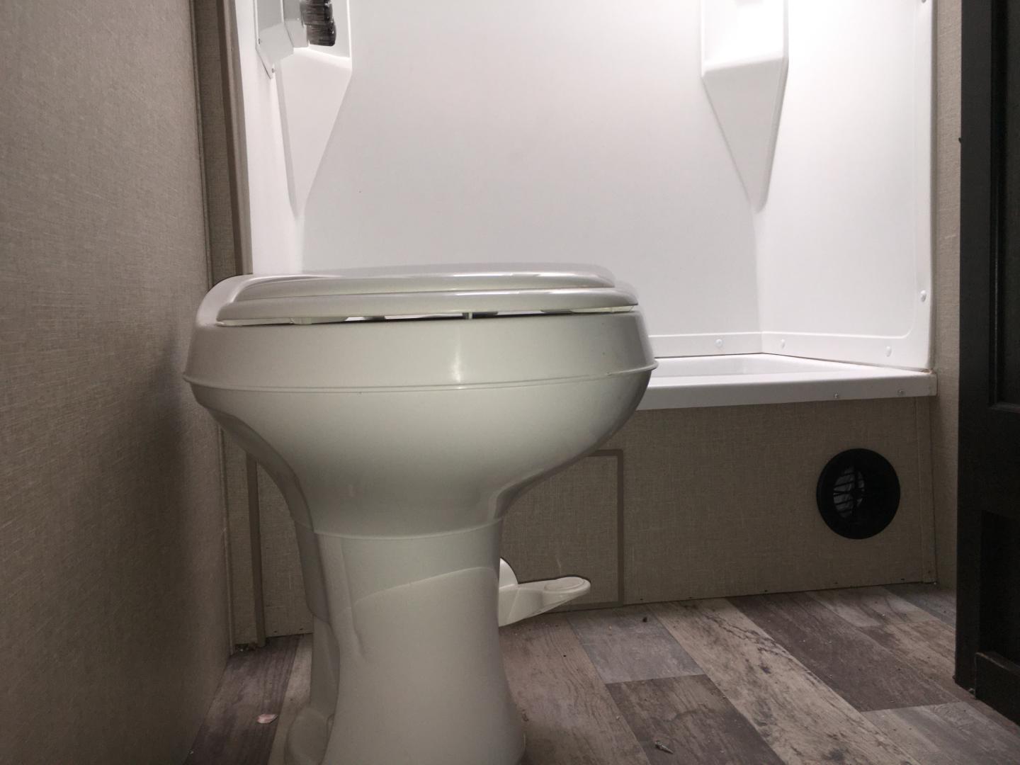 ./imagenes/INVOICE/2019/17127/CASA RODANTE CRUISER RV (30).JPG